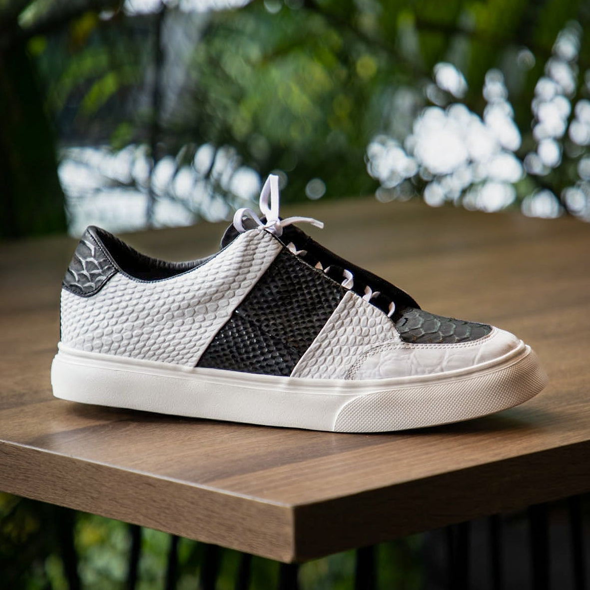 Mont Blanc Crocodile Blanco - Zapato Crocodile Luxury Hombre en Cuero Grabado