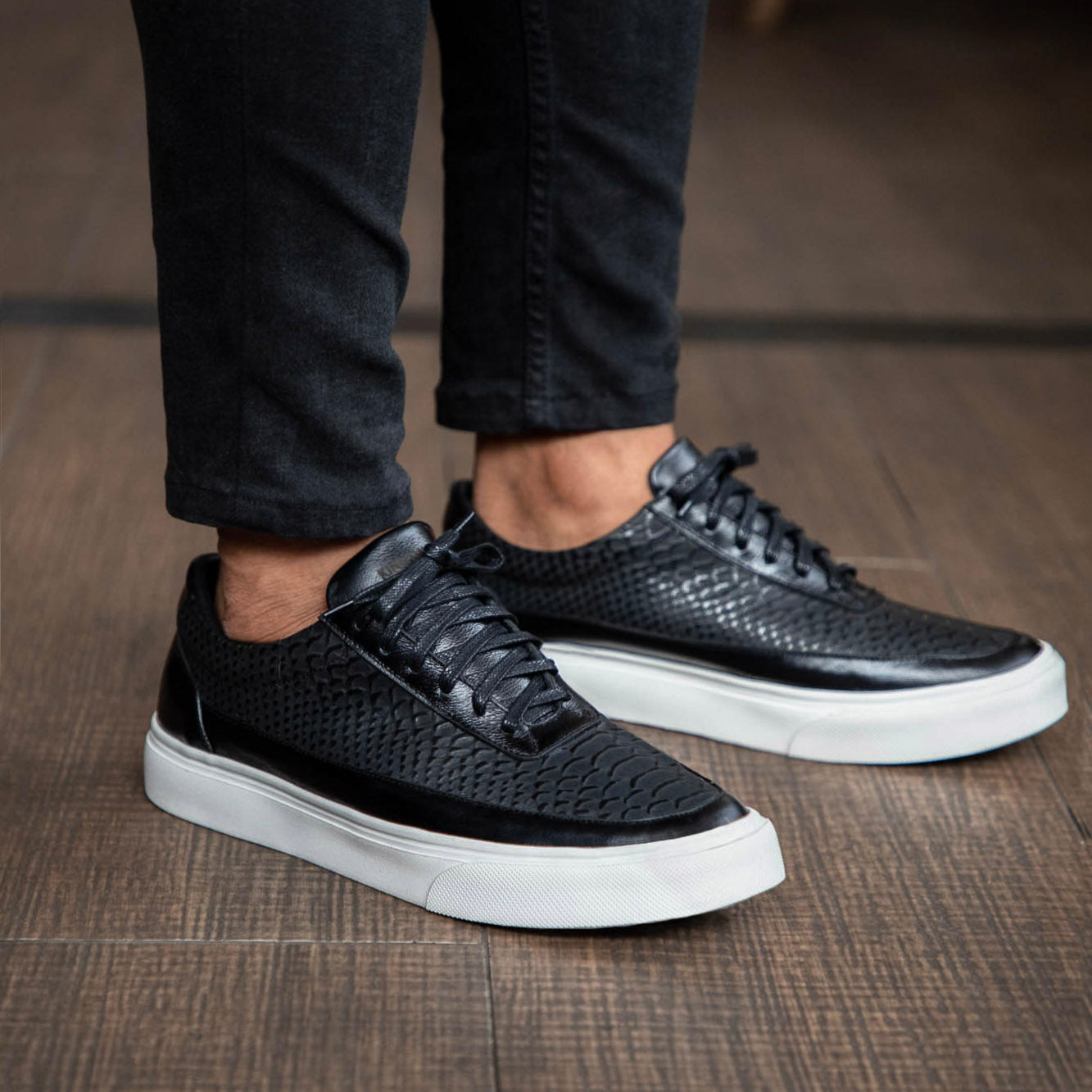 Houston Crocodile Negro - Zapato Crocodile Luxury Hombre en Cuero Grabado