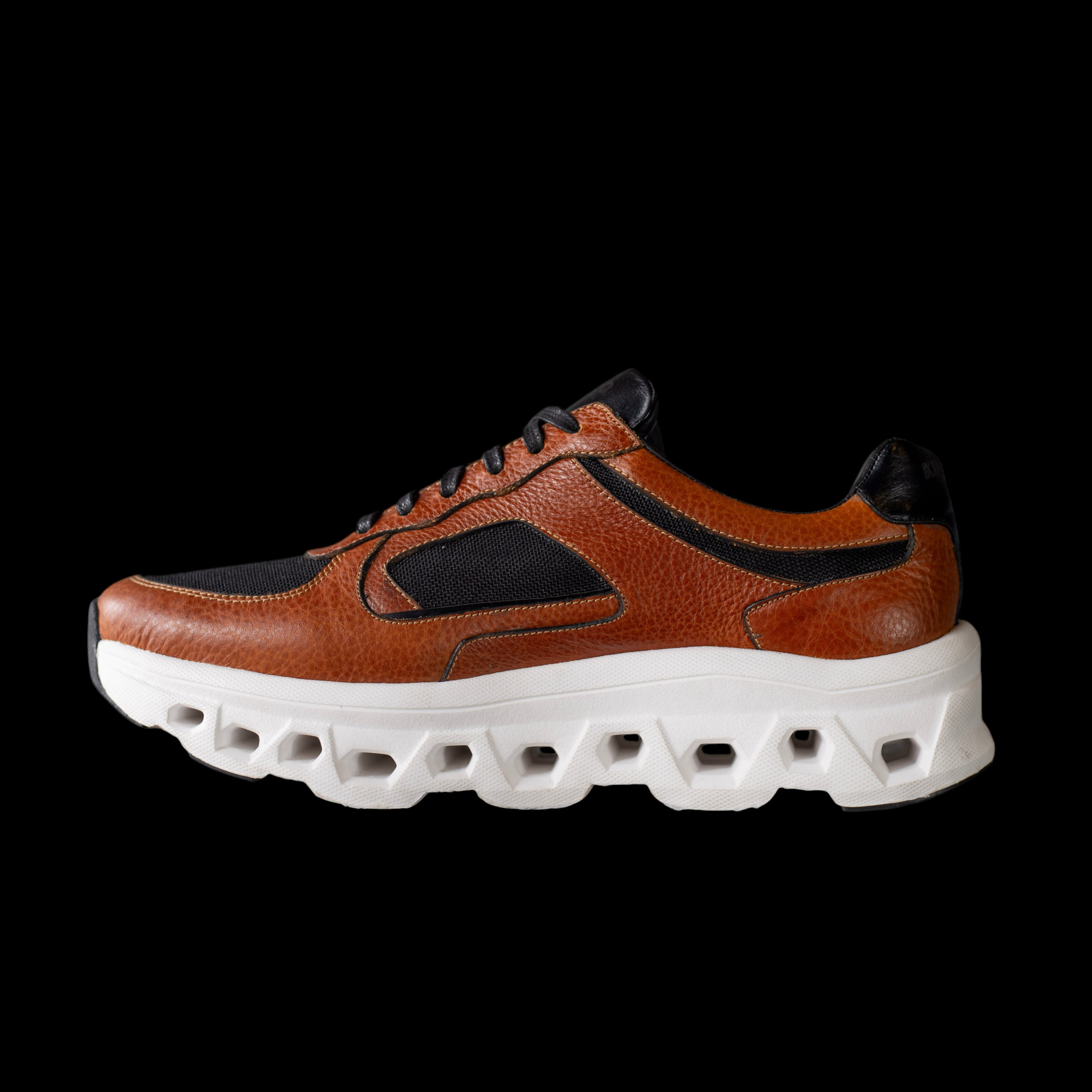 Ímpetu H Miel - Zapato Moderno y Versátil Hombre en Cuero