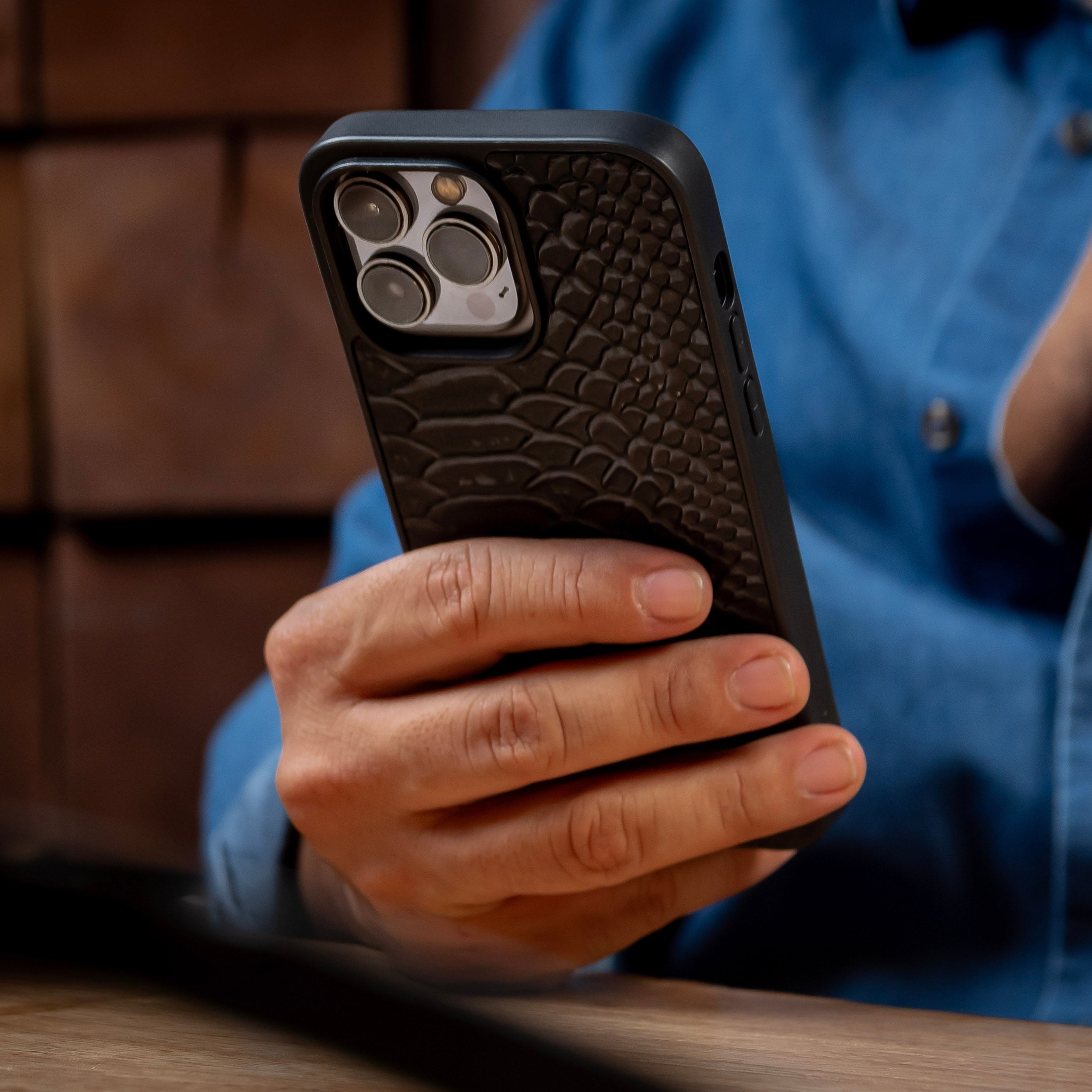 Funda iPhone 14 Pro Max - Funda Premium Hombre en Cuero Genuino