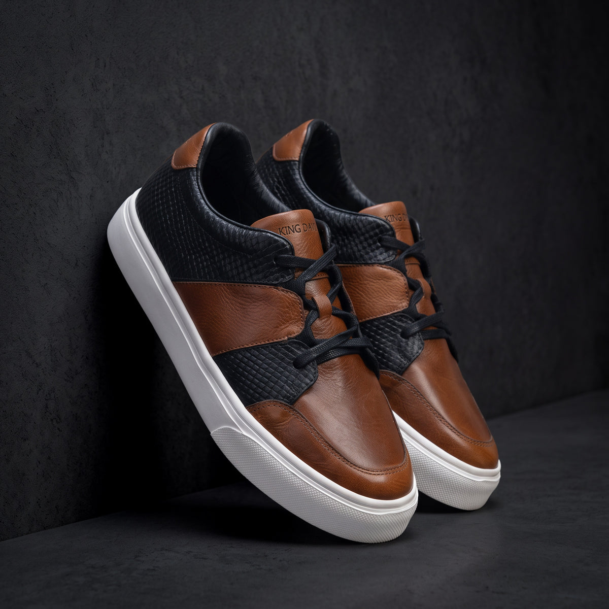 OUTLET Melbourne Miel x Negro - Zapato Casual Elegante Hombre en Cuero
