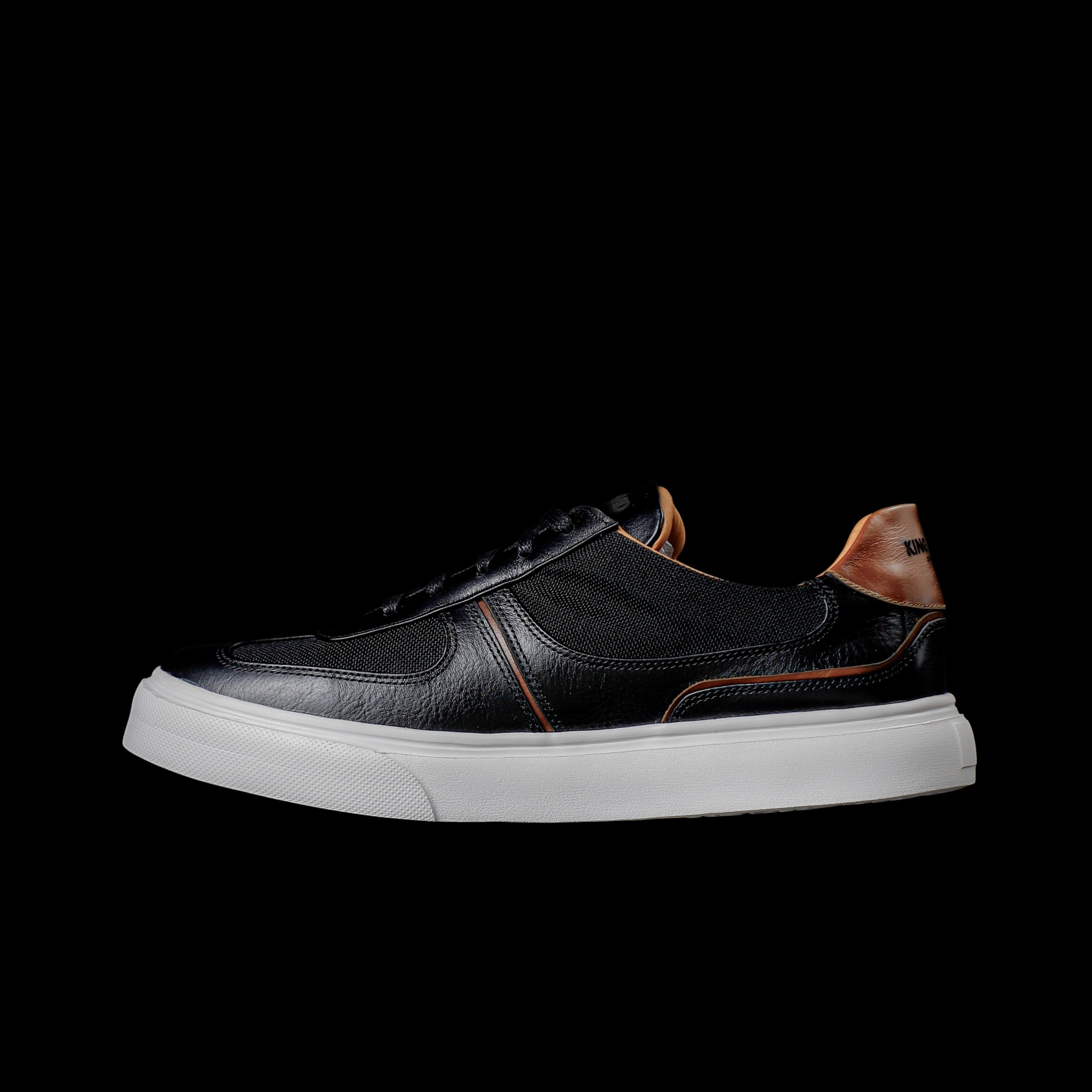 AVENTURERO NEGRO
