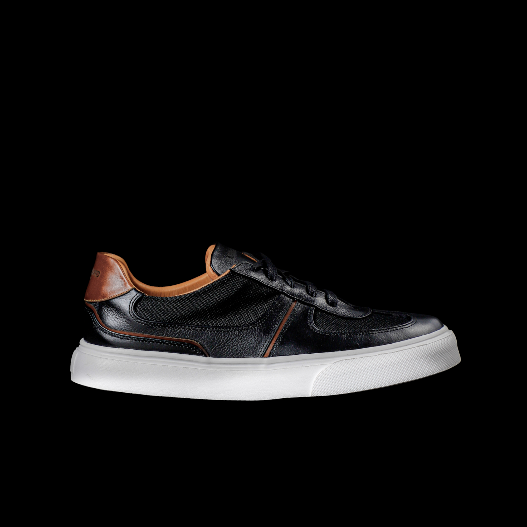AVENTURERO NEGRO