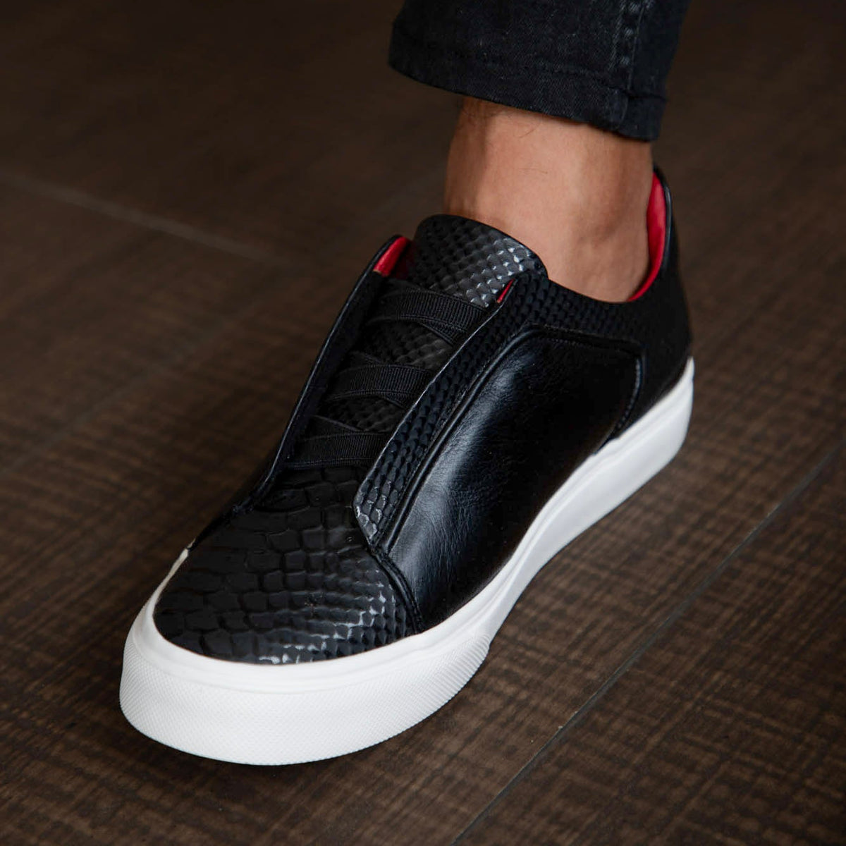 OUTLET Noruega Crocodile Negro - Zapato Crocodile Luxury Hombre en Cuero Grabado